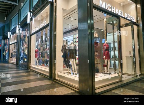 michael kors mailand shop|michael kors stores milan.